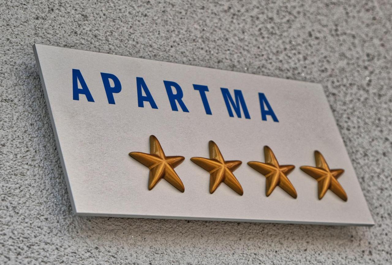 Auzlak Hisa, Apartments. Luče Esterno foto